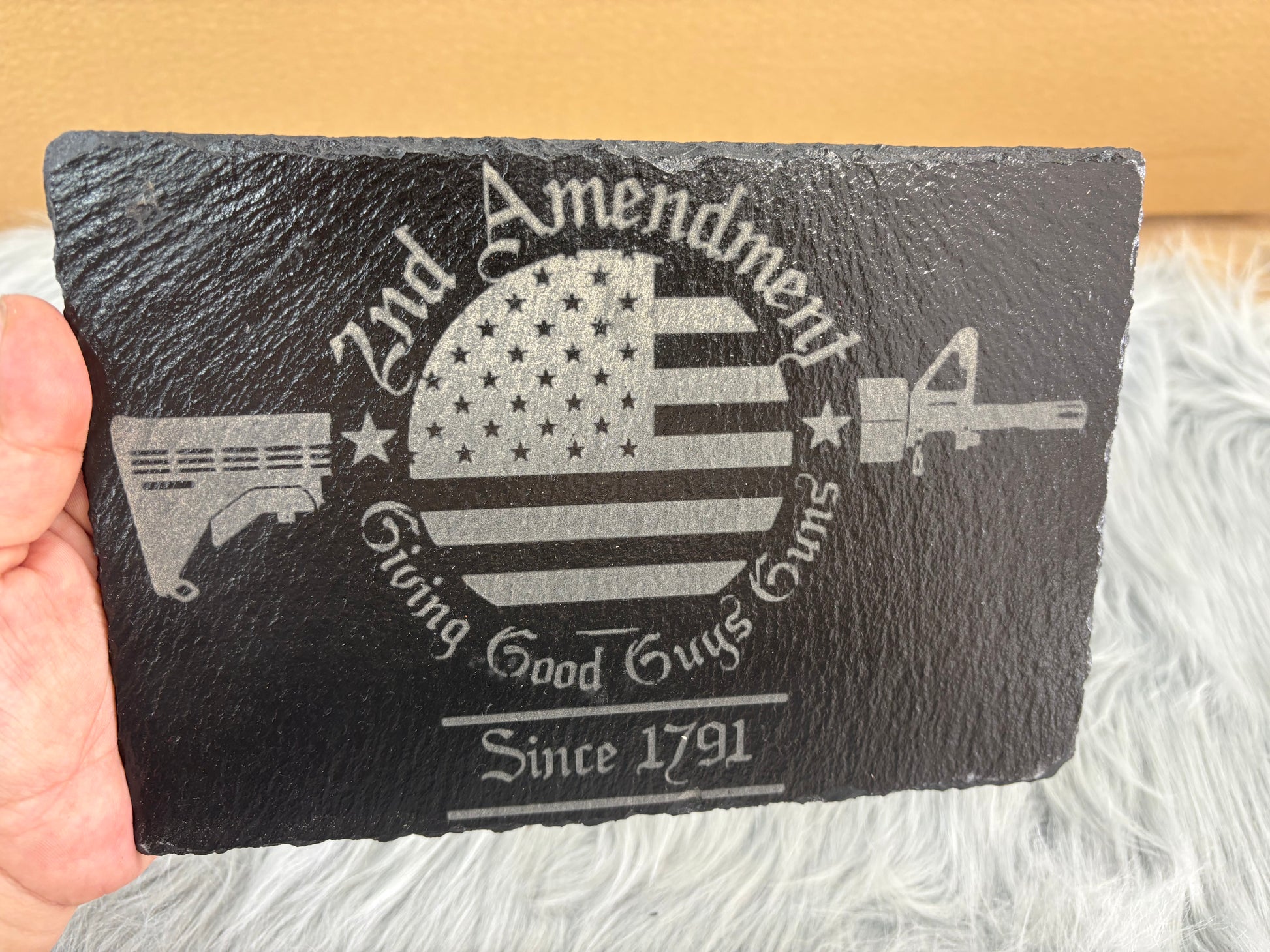 Second Amendment Gun Slate Sign – 8.5x6” Laser Engraved ‘Giving Good Guys Guns Since 1791’ Patriotic Decor