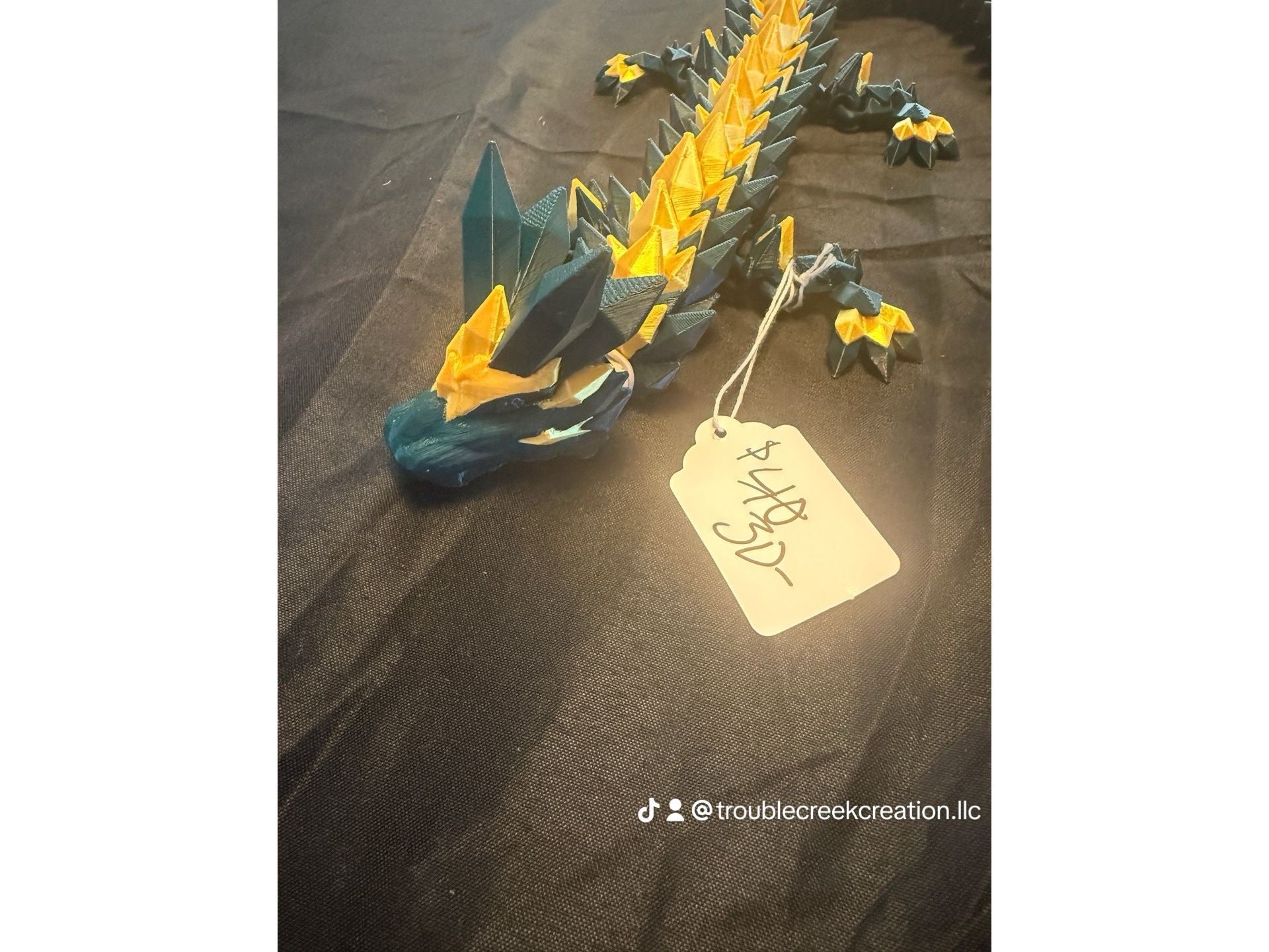 Green and gold 3D crystal dragon