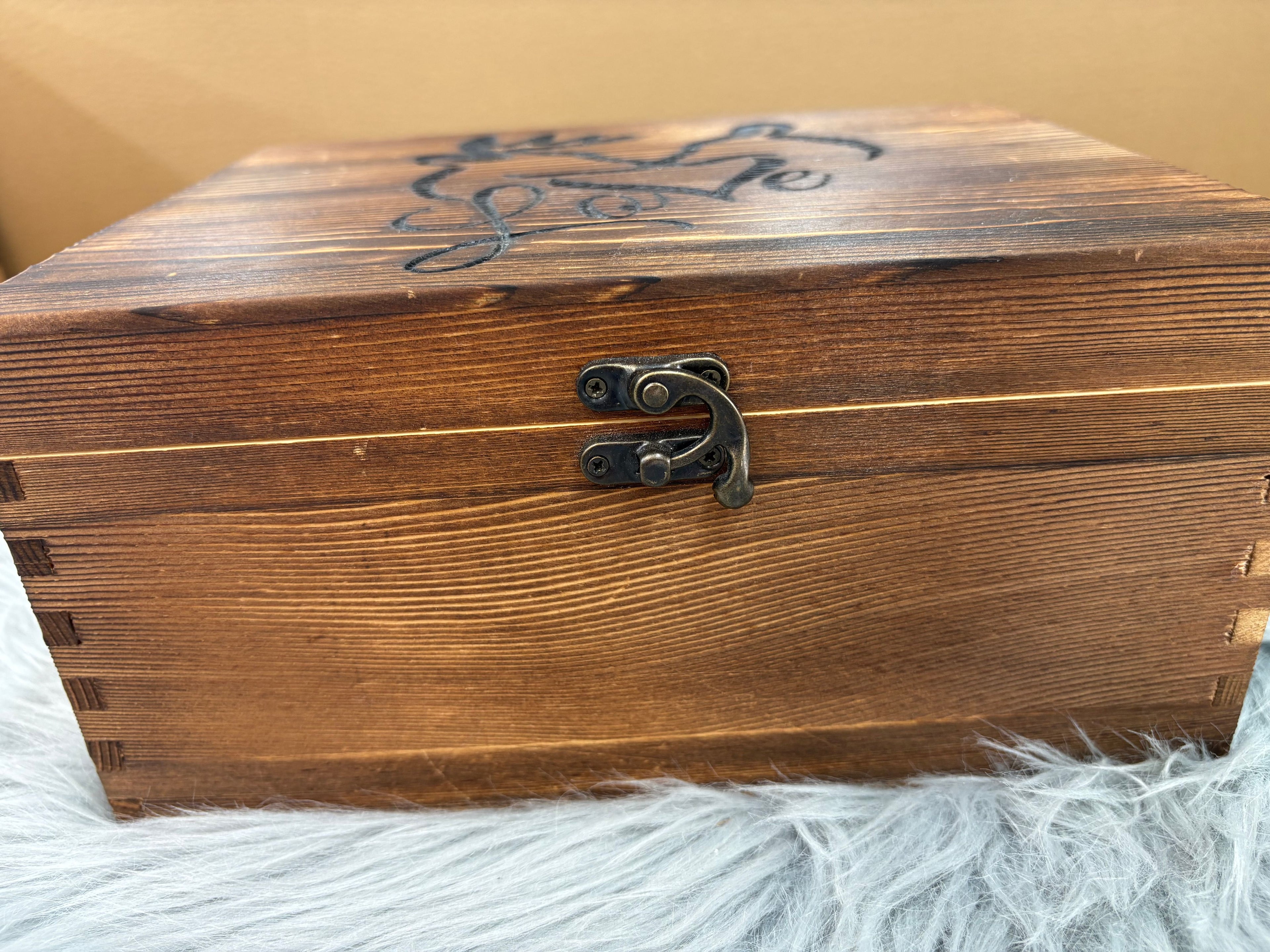 His Buck & Her Doe Whiskey Gift Set | Deer Love Laser Engraved Box – 2 Glasses, Coasters, Whiskey Stones & Velvet Bag