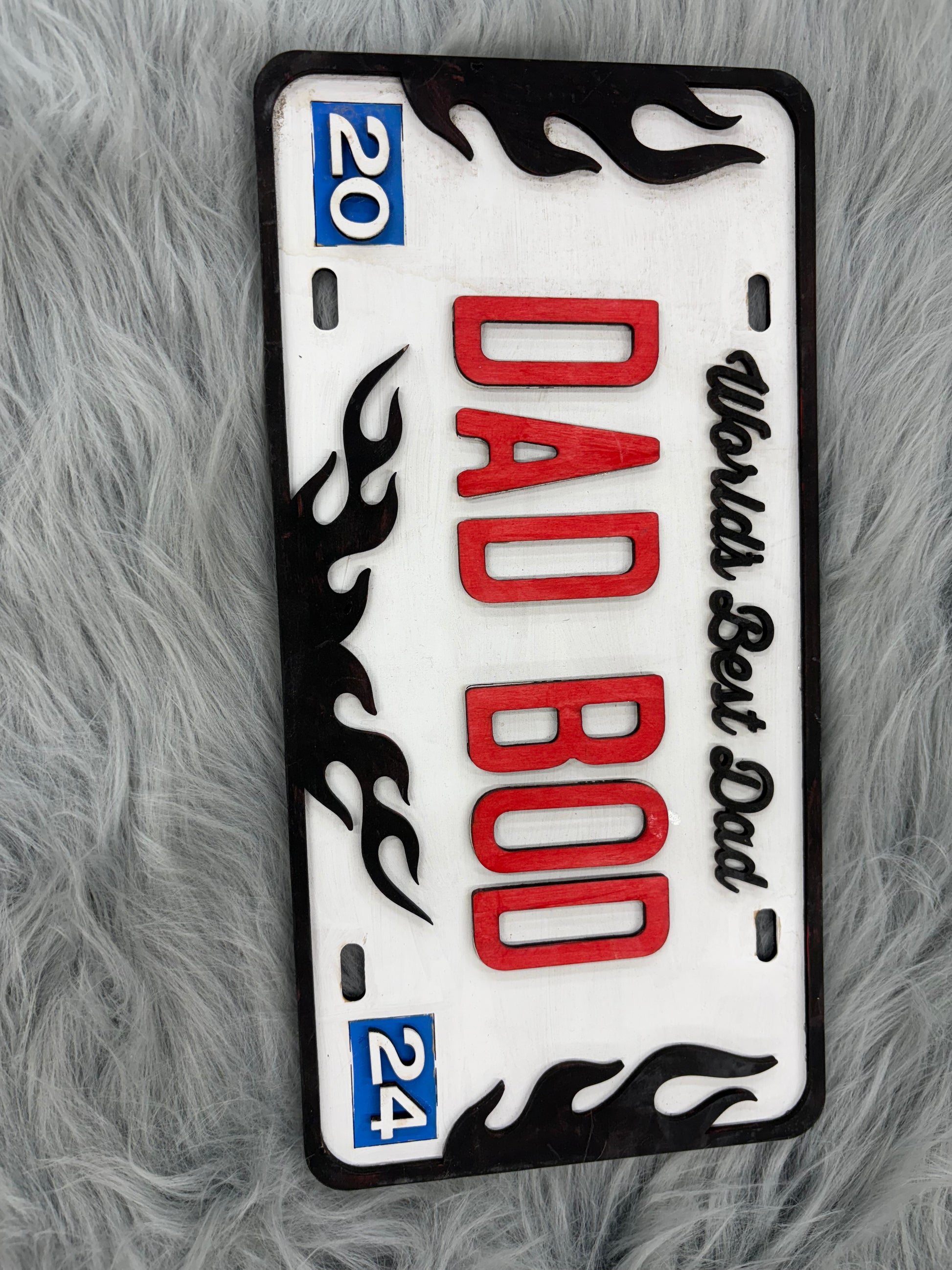 Custom 2024 Father’s Day License Plate Gift – Choose from 4 Unique Designs | 5.25" x 10.5" | Perfect Gift for Dad