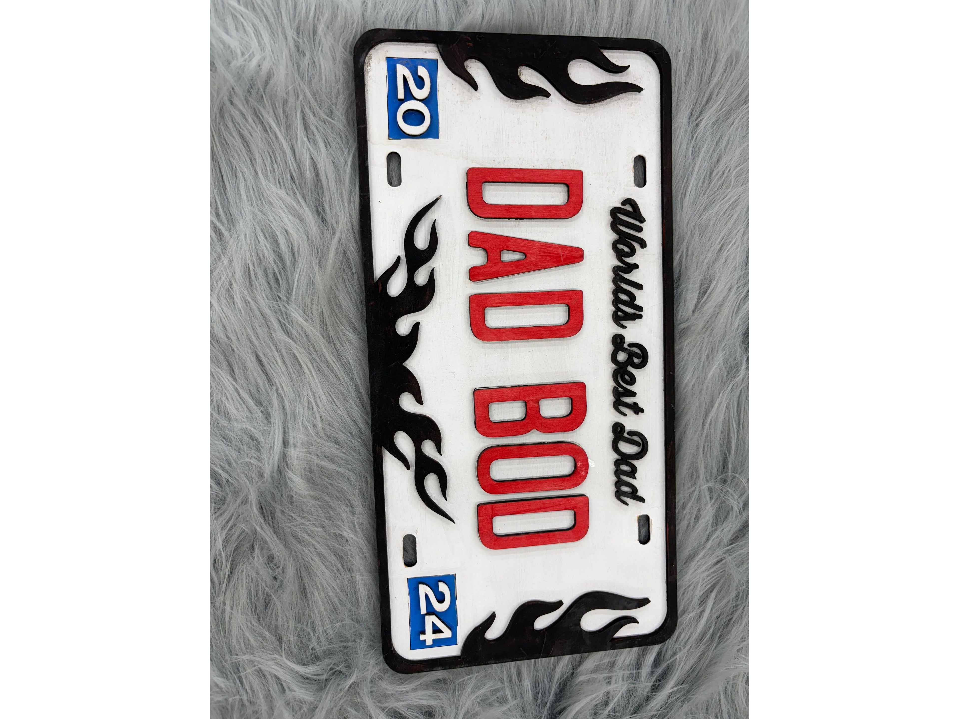 Custom 2024 Father’s Day License Plate Gift – Choose from 4 Unique Designs | 5.25" x 10.5" | Perfect Gift for Dad
