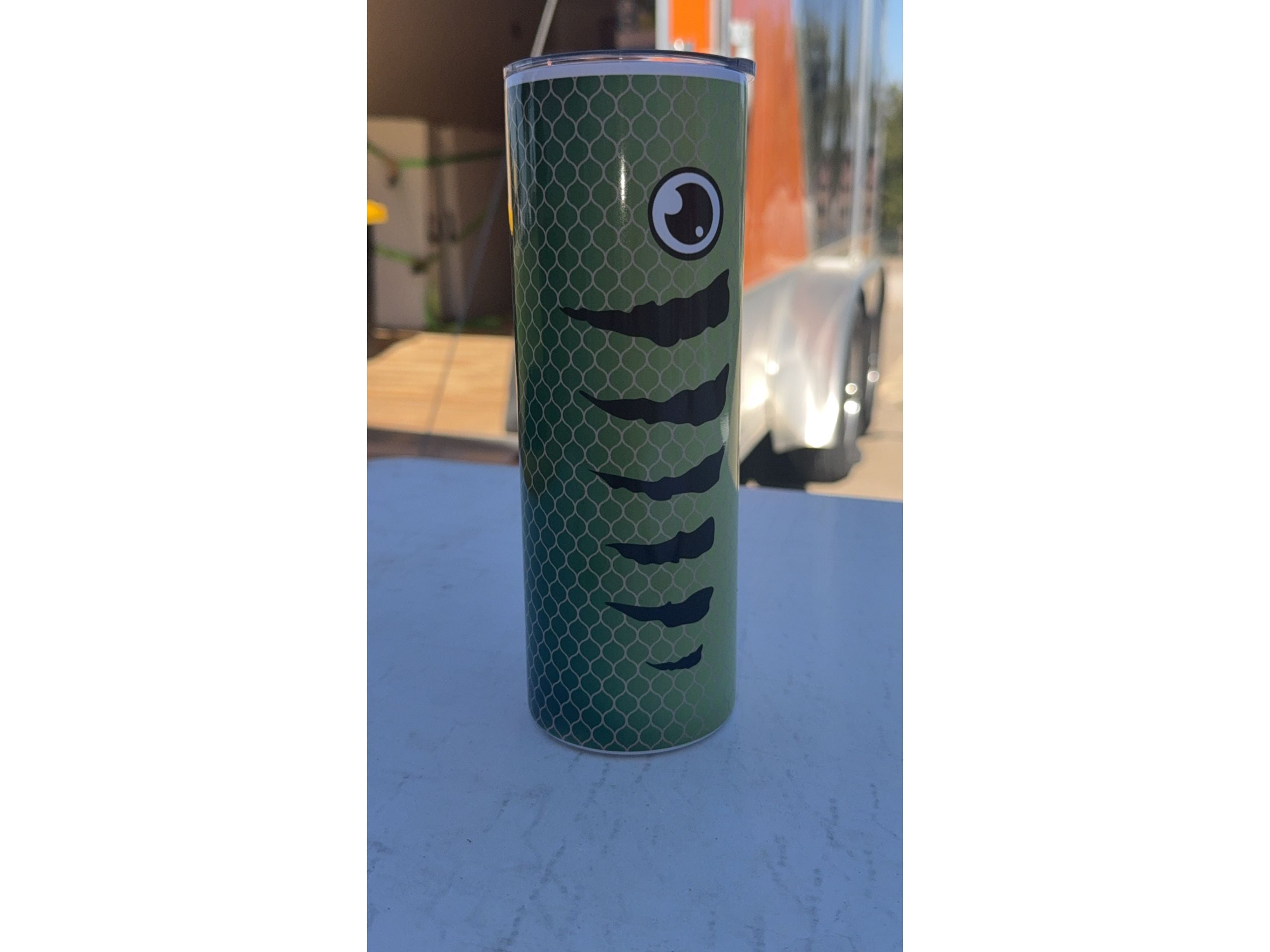 20oz Fish Tumbler – Insulated Stainless Steel Cup for Fishing Lovers