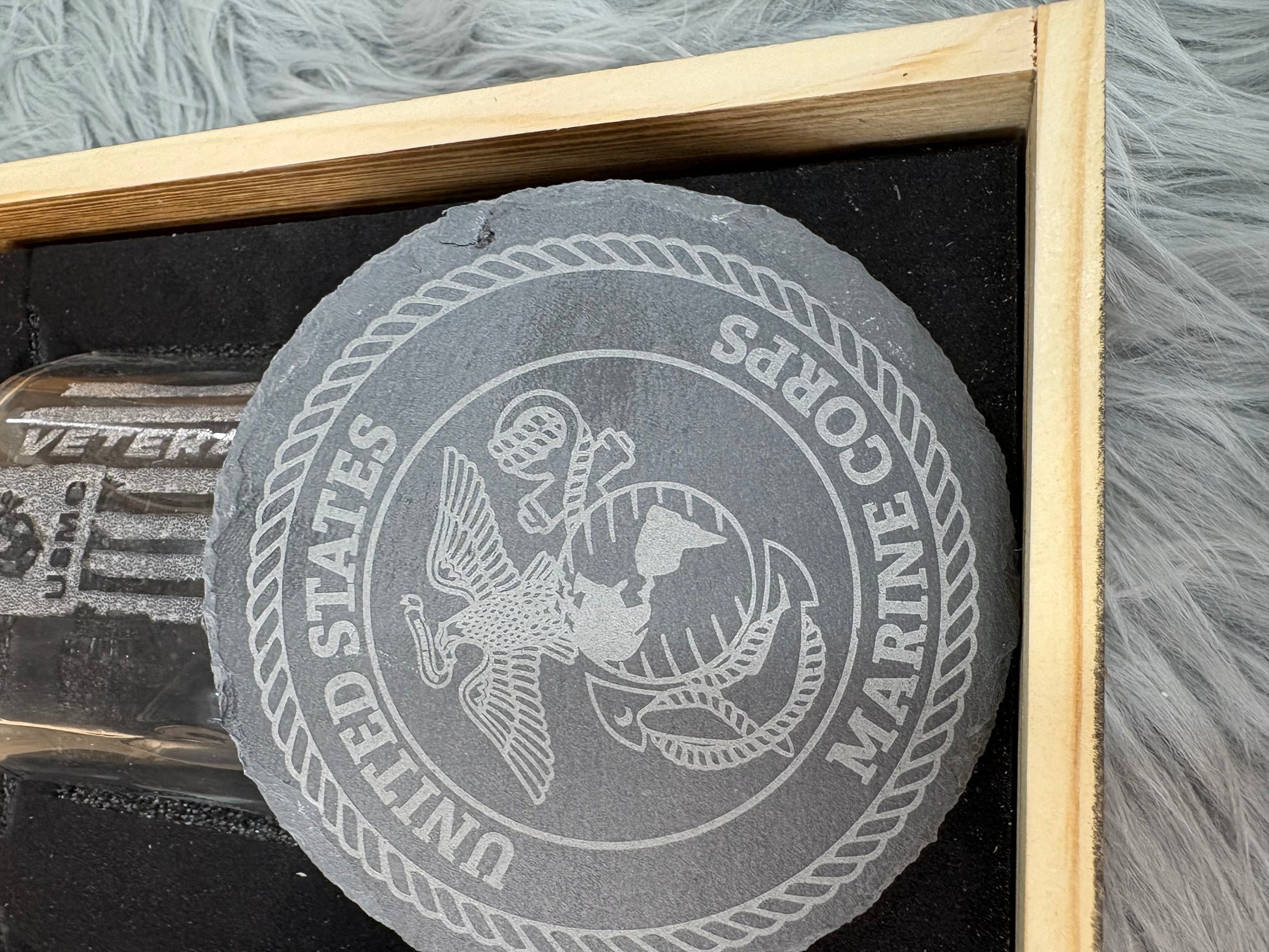 USMC Veteran Whiskey Gift Set | 2 Glasses, 2 Coasters, 8 Whiskey Stones & Velvet Bag
