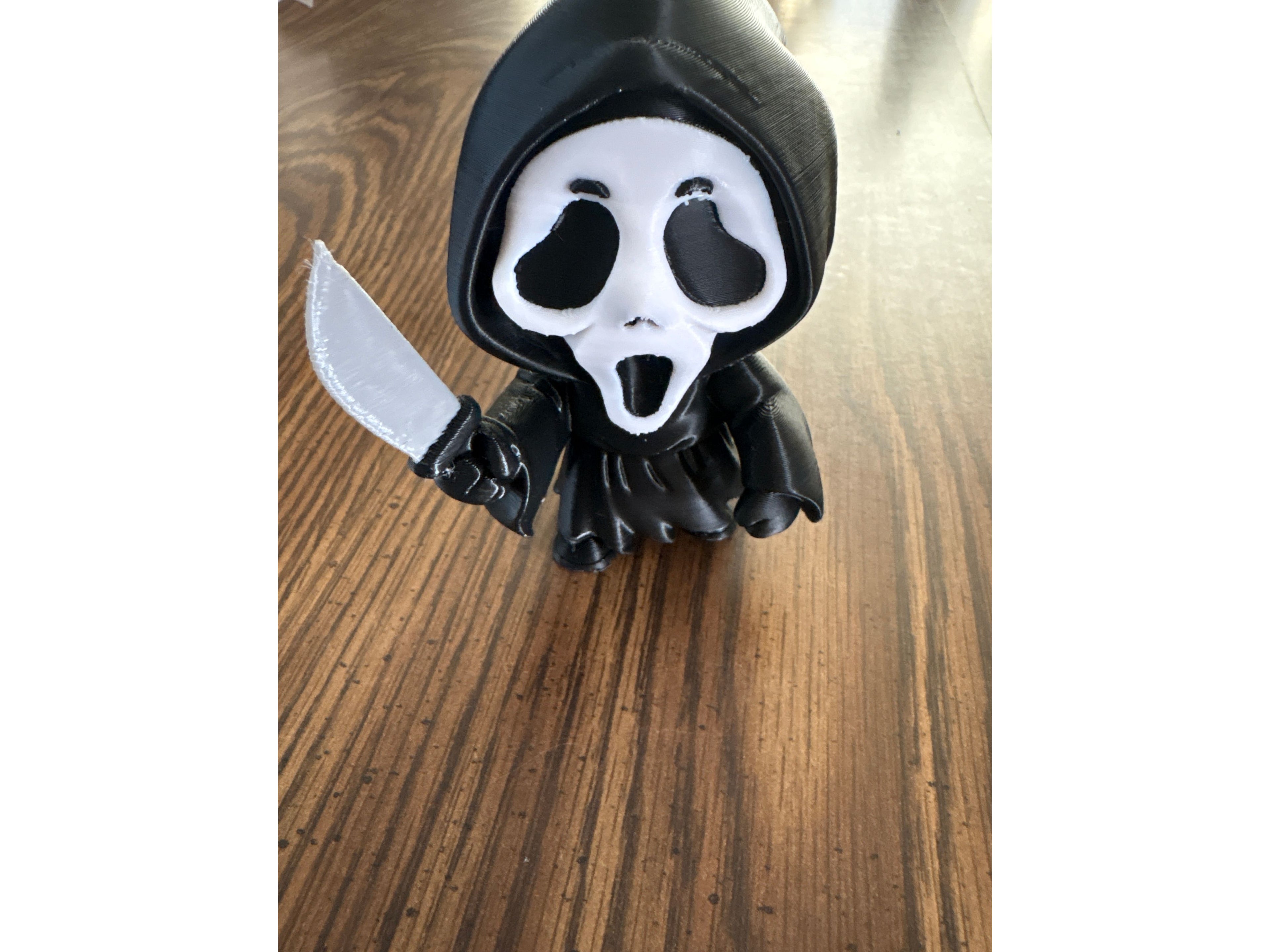3D Printed Ghost Face Horror Figure – Halloween Decor, Horror Movie Collectible, Scream Inspired