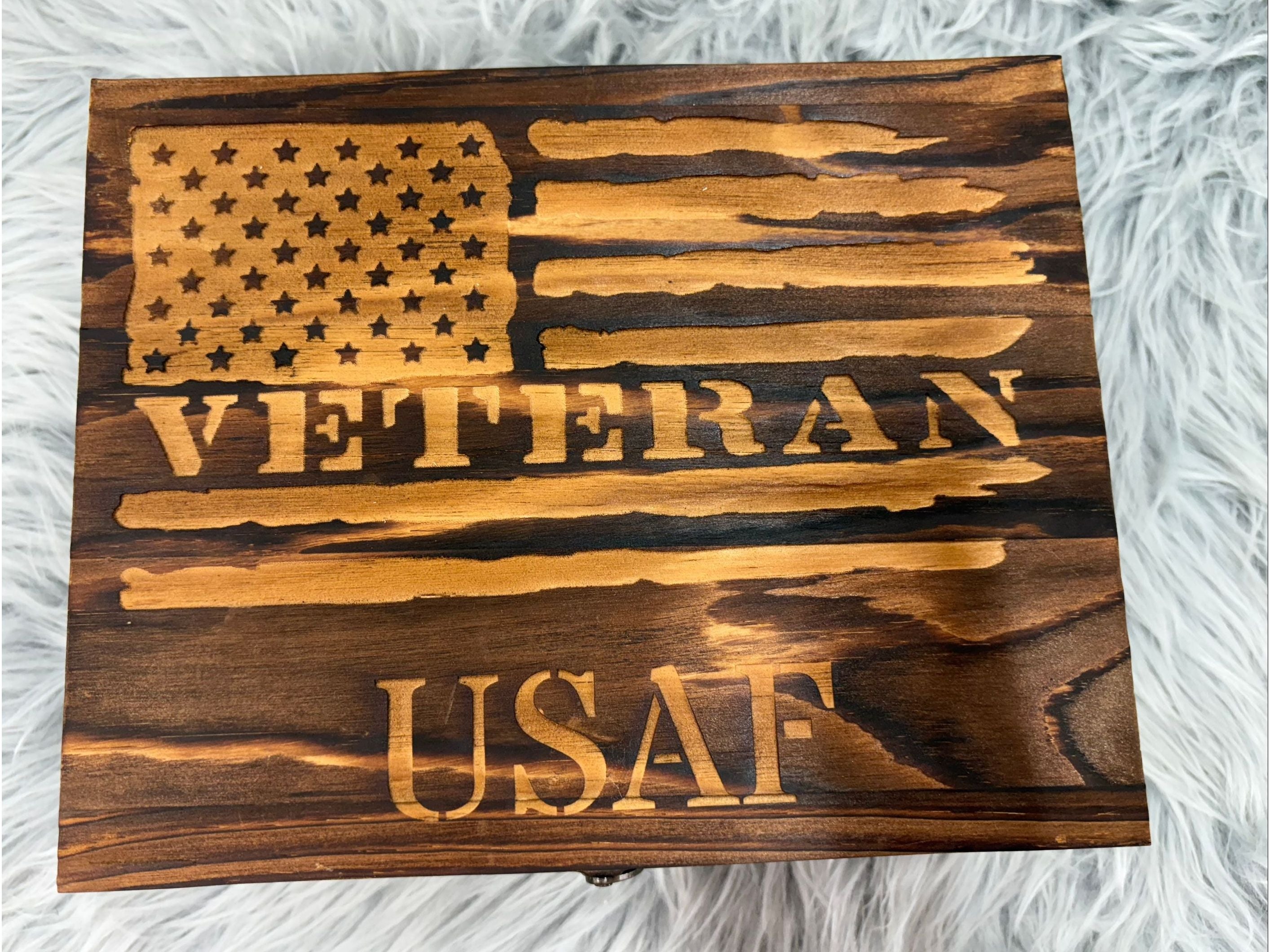 USAF Veteran Whiskey Gift Set | 2 Glasses, 2 Coasters, 8 Whiskey Stones and Velvet Bag