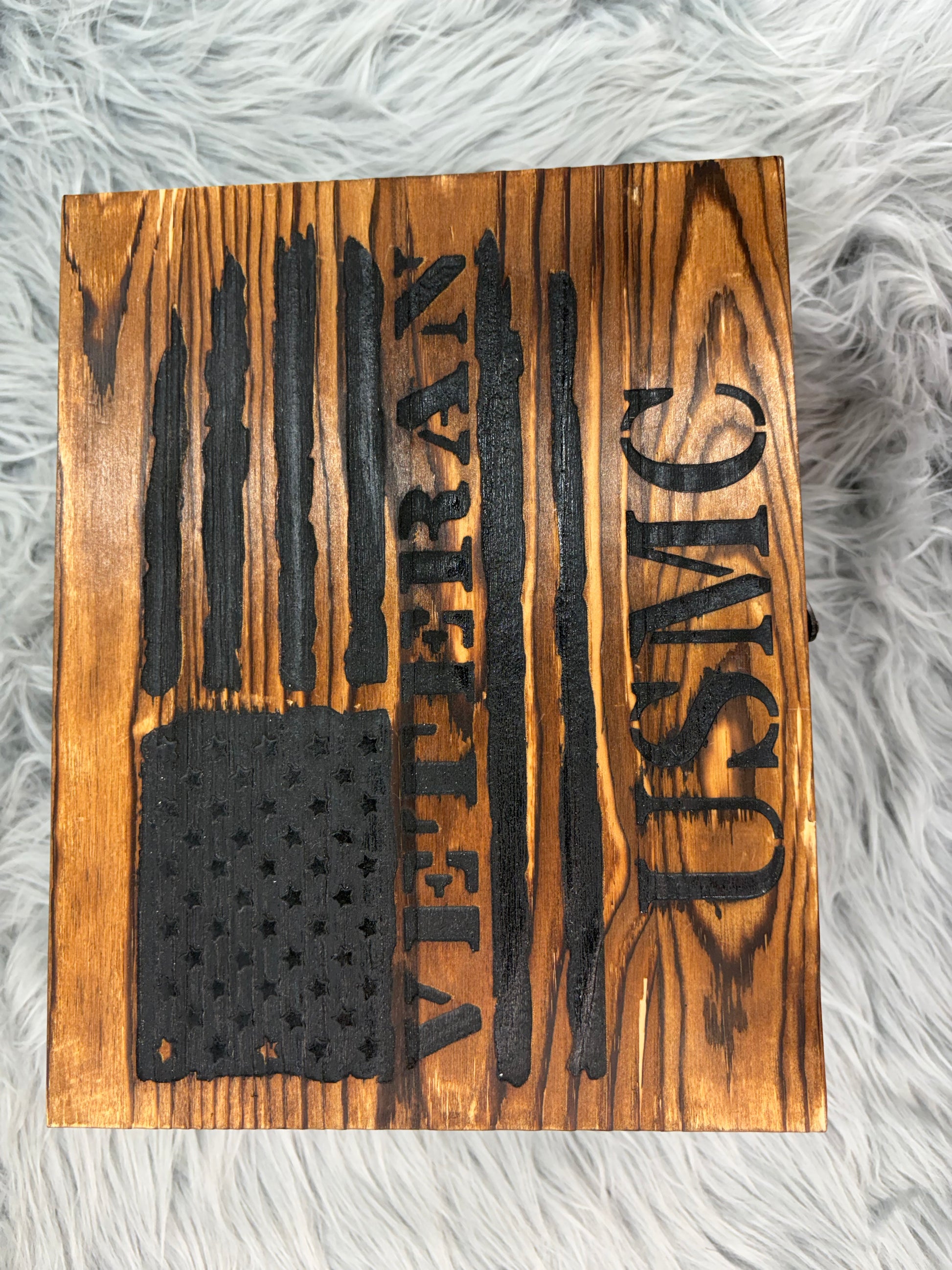 USMC Veteran Whiskey Gift Set | 2 Glasses, 2 Coasters, 8 Whiskey Stones & Velvet Bag
